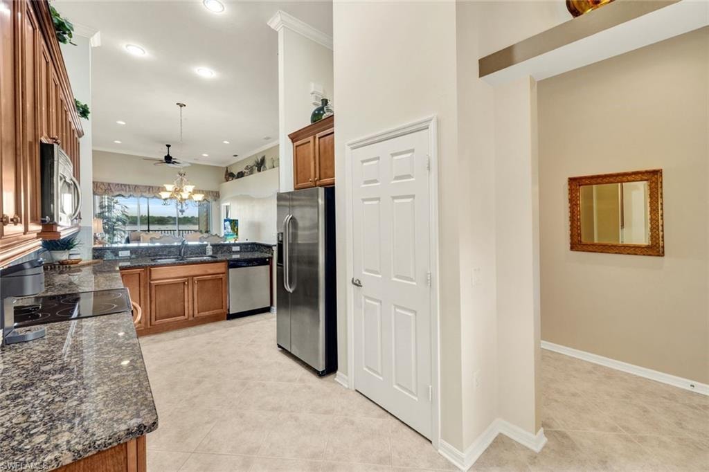 28436 ALTESSA WAY 204 photo 8