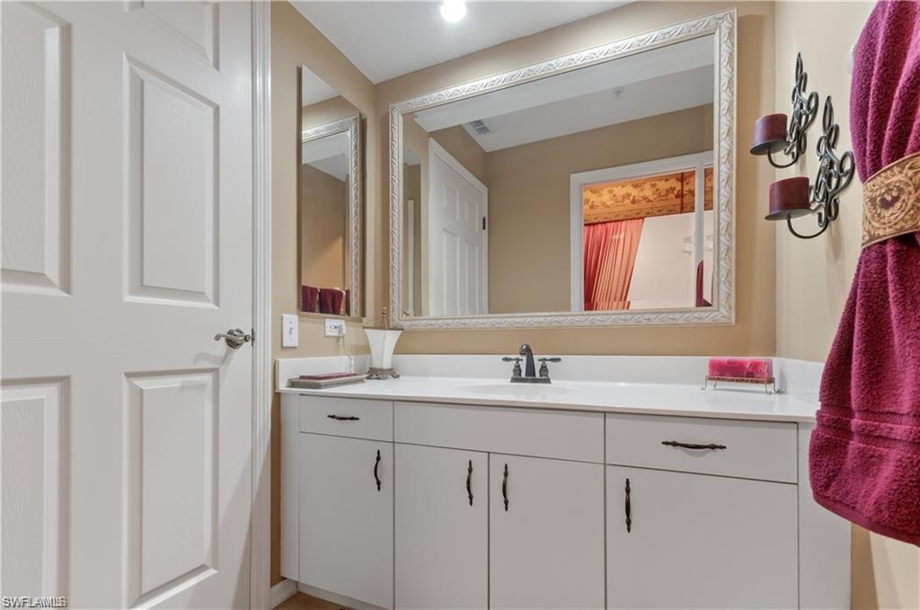 13962 Southampton DR 4404 photo 16