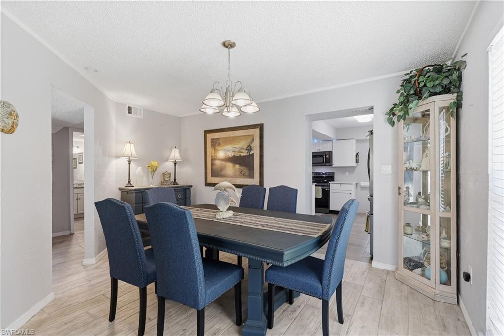 27099 Holly LN photo 10