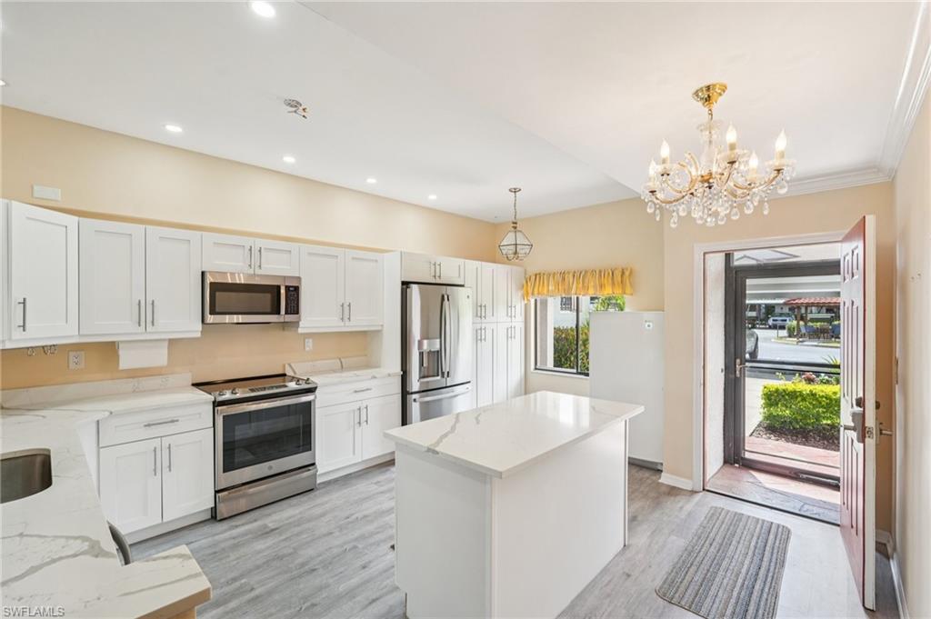 7340 Coventry CT 809