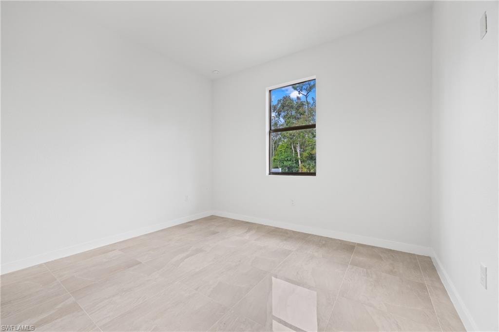 1133 Alvin AVE photo 12