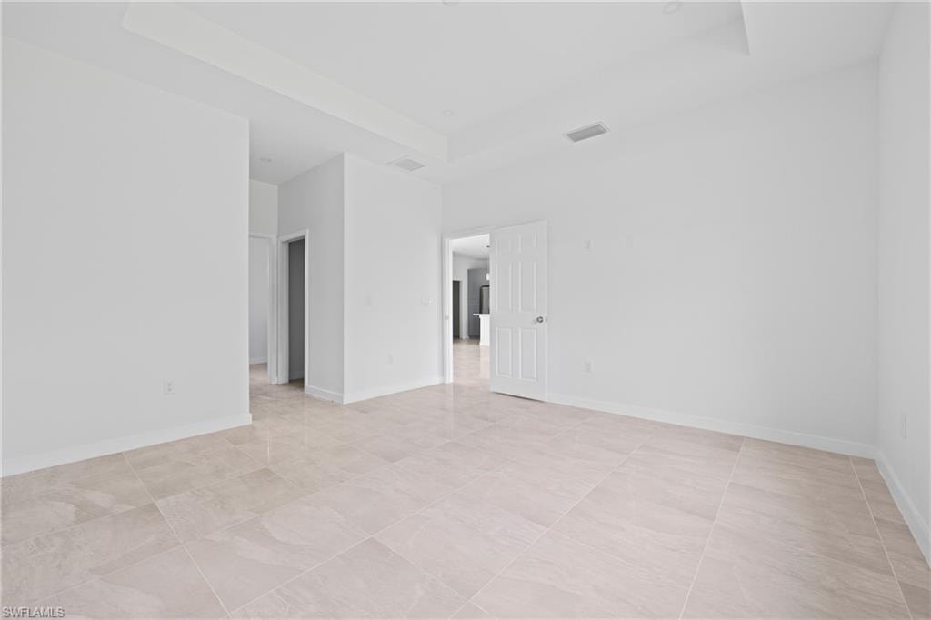 1133 Alvin AVE photo 9