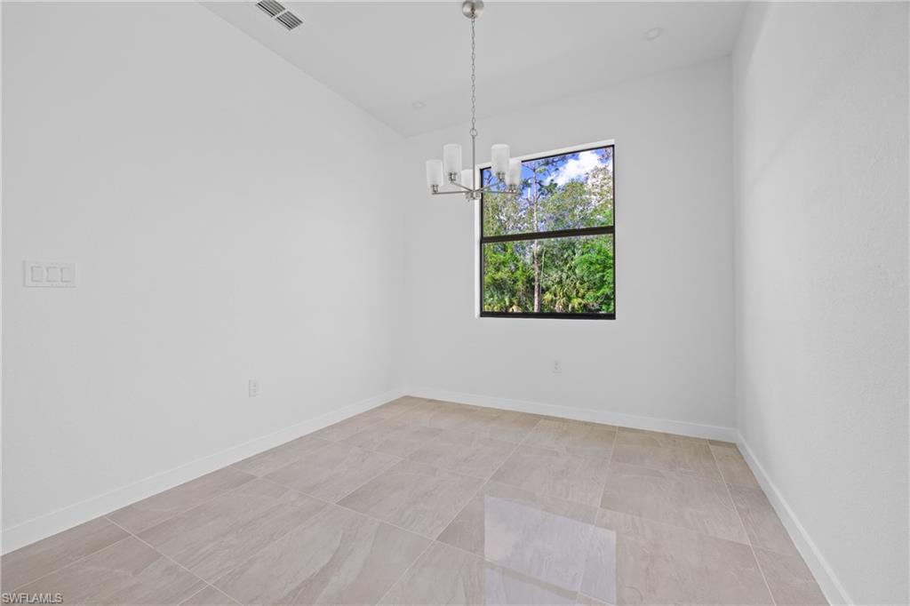 1133 Alvin AVE photo 8