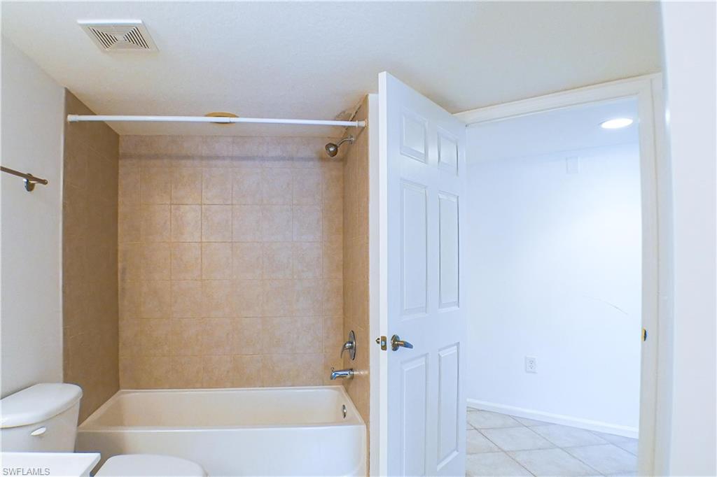 4113 residence DR 211 photo 7