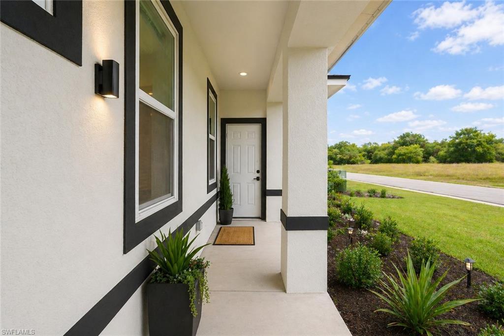 Image digitally enhanced and virtually altered; actual property condition may differ.