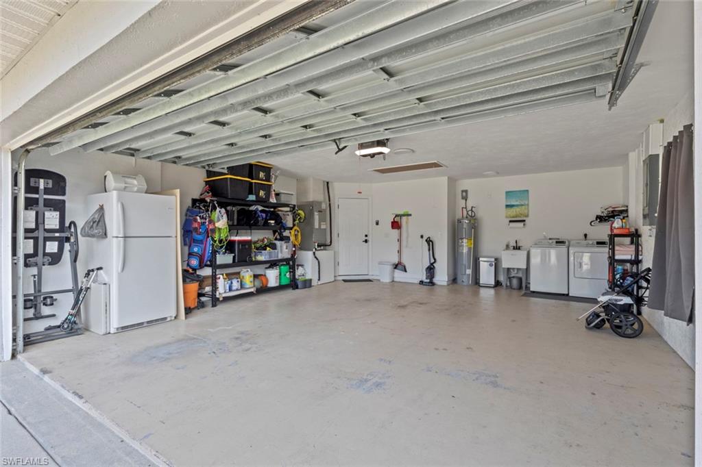 6048 Perthshire LN photo 30