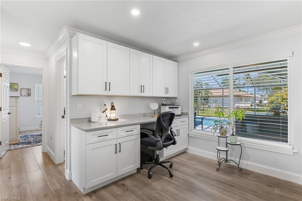 6048 Perthshire LN photo 14