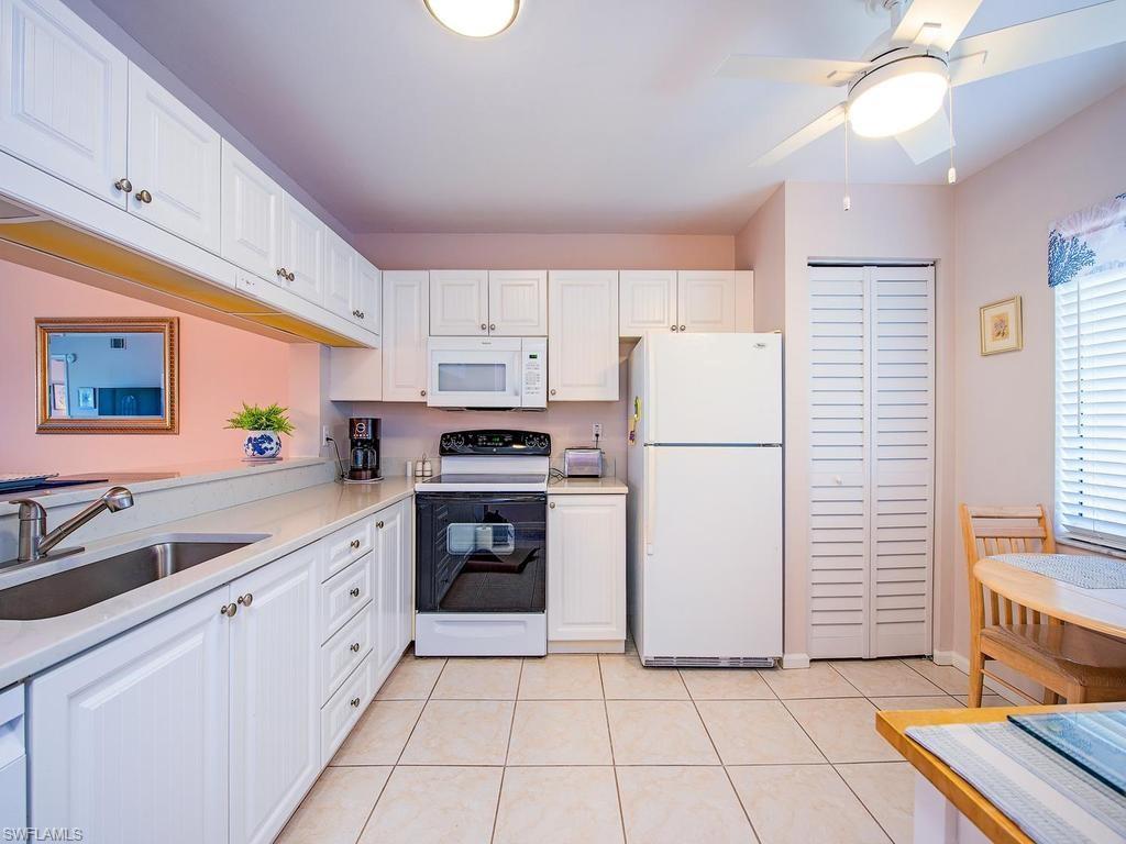 3675 Amberly CIR C207 photo 7