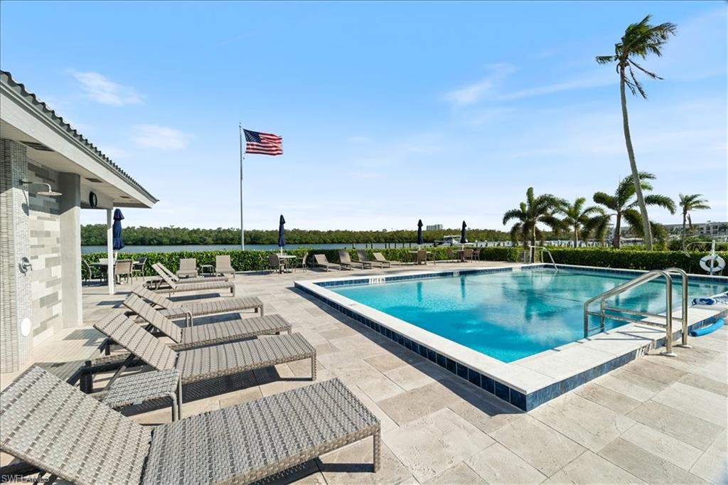307 Goodlette-Frank RD S B202