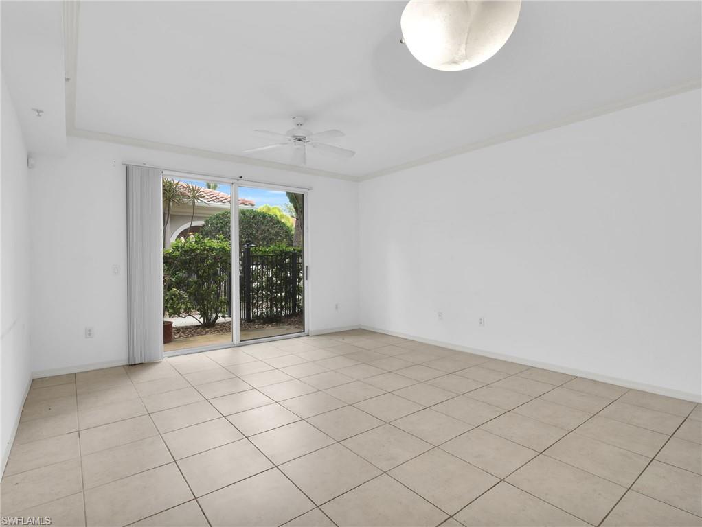 23501 Alamanda DR 102 photo 6