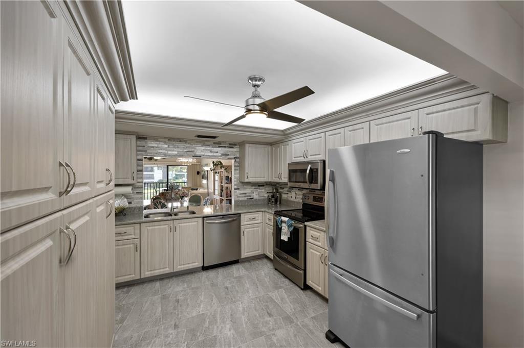 500 Misty Pines CIR 206 photo 9