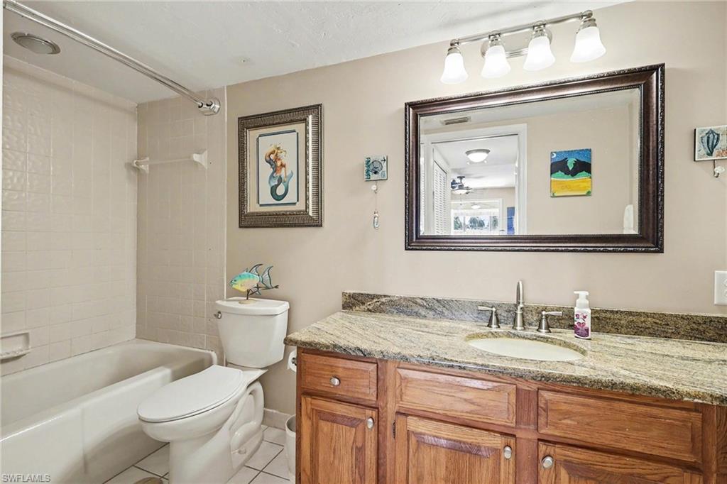 4703 SE 17th PL 205 photo 12