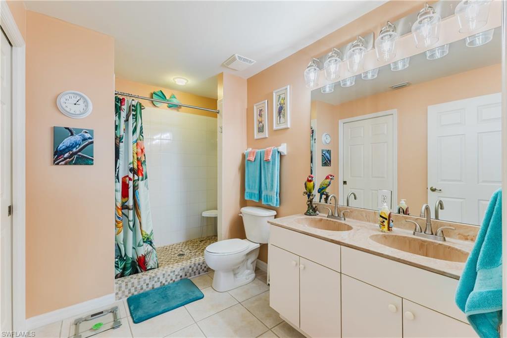 950 Hancock Creek South BLVD 423 photo 14