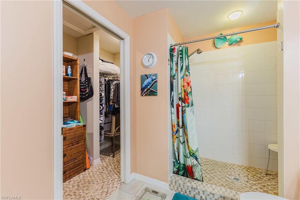 950 Hancock Creek South BLVD 423 photo 15