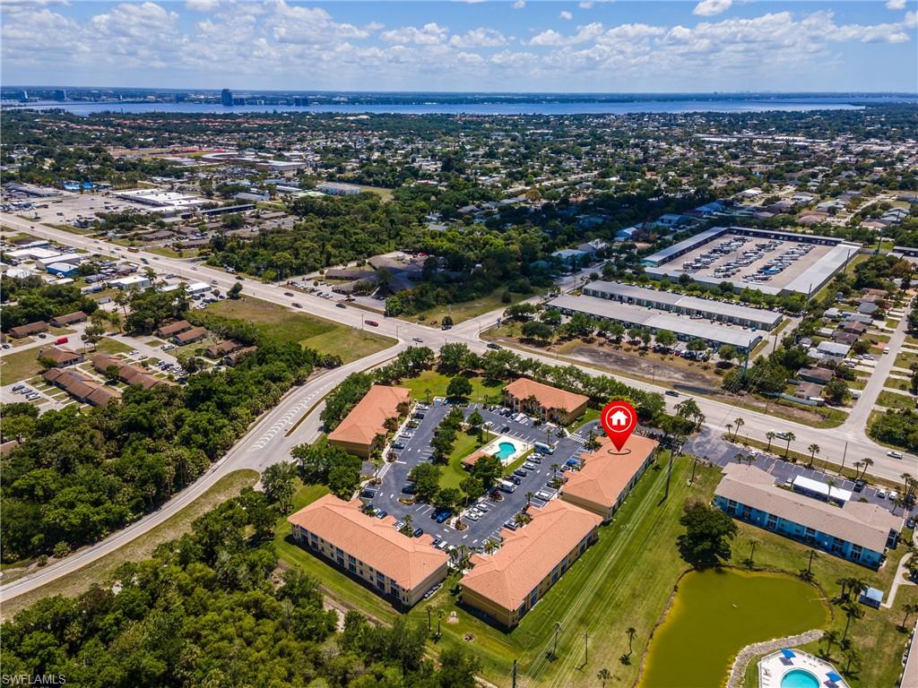 950 Hancock Creek South BLVD 423 photo 29