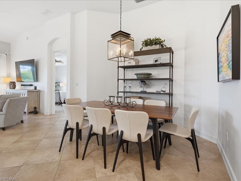 1259 Rialto WAY 201 photo 13
