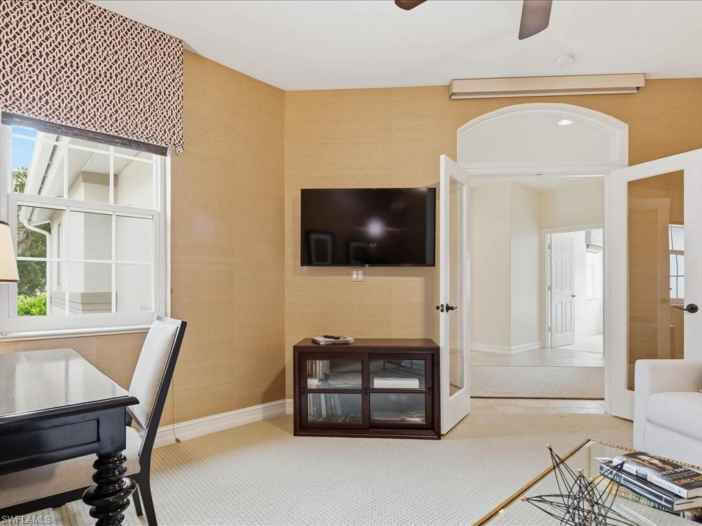 1259 Rialto WAY 201 photo 20