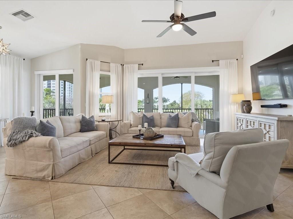 1259 Rialto WAY 201 photo 14