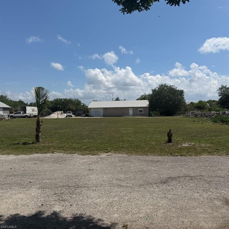 7850 Friendship LN photo 19