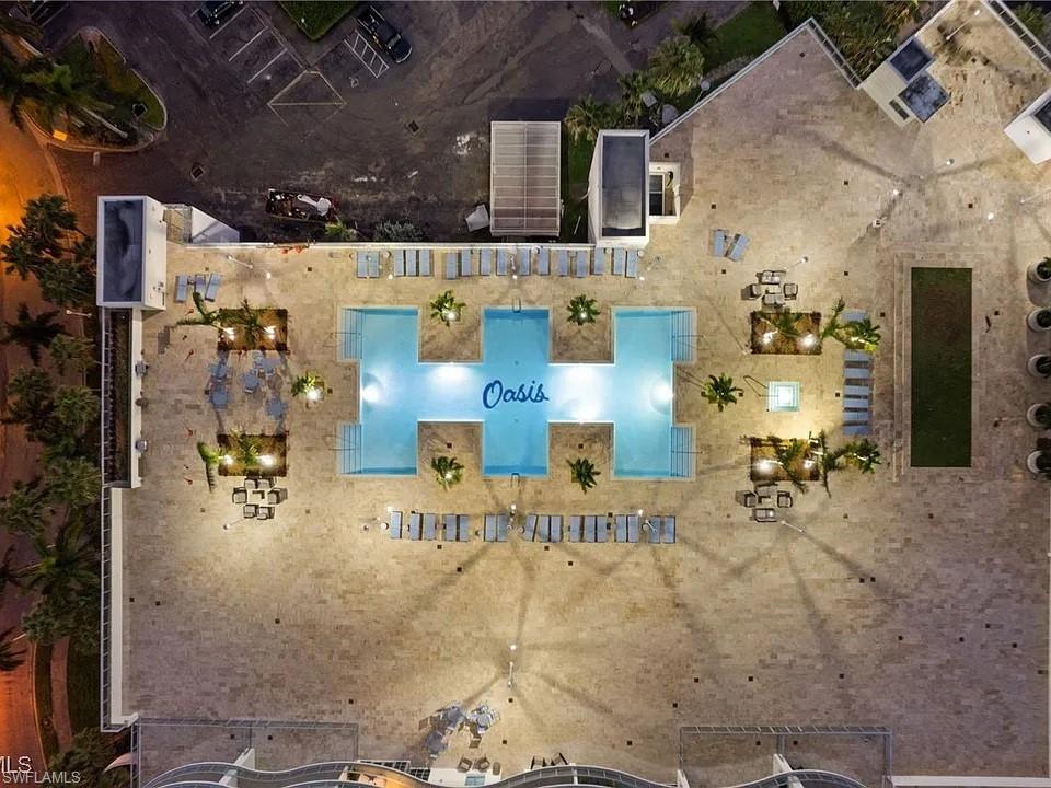 3000 Oasis Grand BLVD 2402