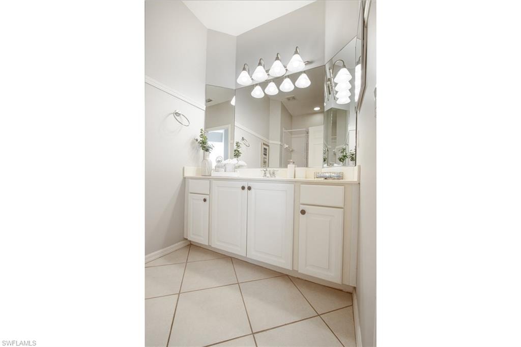 5705 Heron LN 806 photo 15
