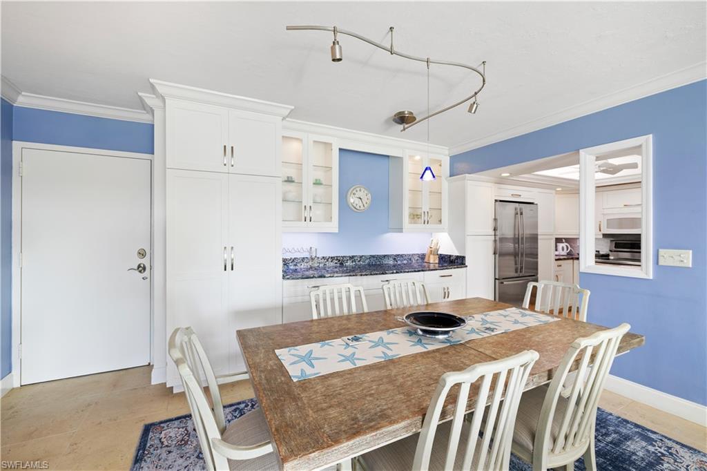 1977 Gulf Shore BLVD N 504
