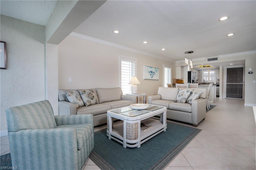 271 Southbay DR 155 photo 6