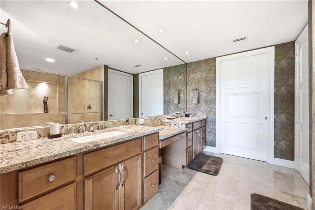 265 Indies WAY 701 photo 26