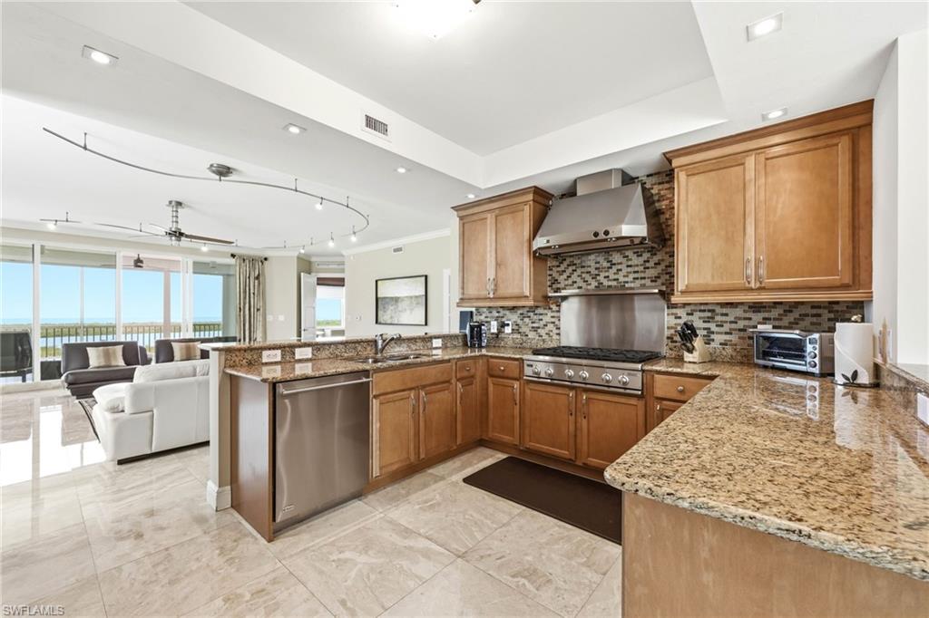 265 Indies WAY 701 photo 15