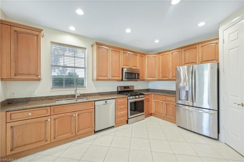 9142 Cherry Oaks LN 102 photo 12