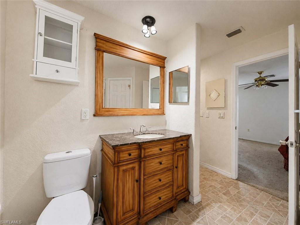20 Hampton AVE photo 18