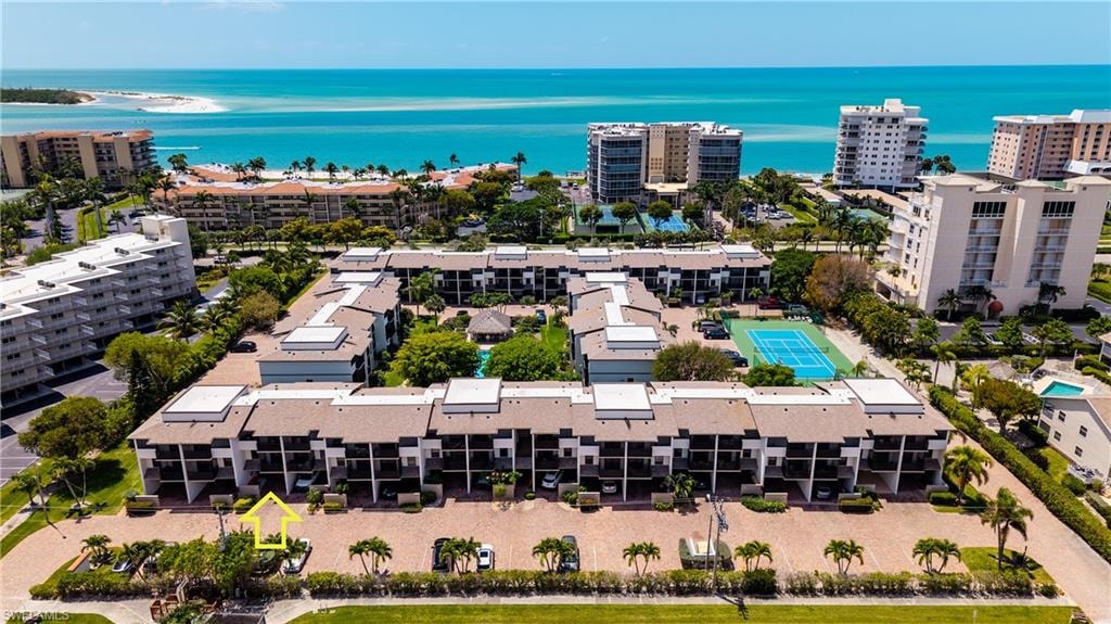 AERIAL VIEW & PROXIMITY TO THE GULF