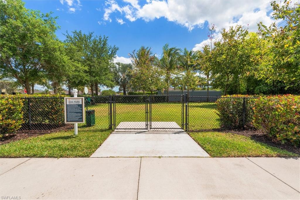 2302 Marquesa CIR photo 45