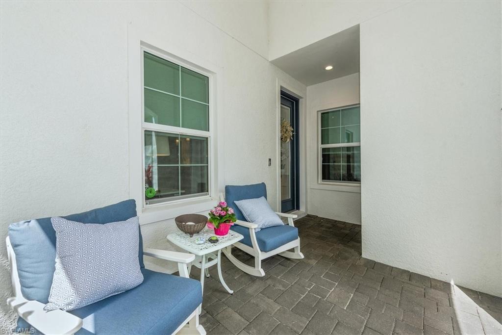 2302 Marquesa CIR