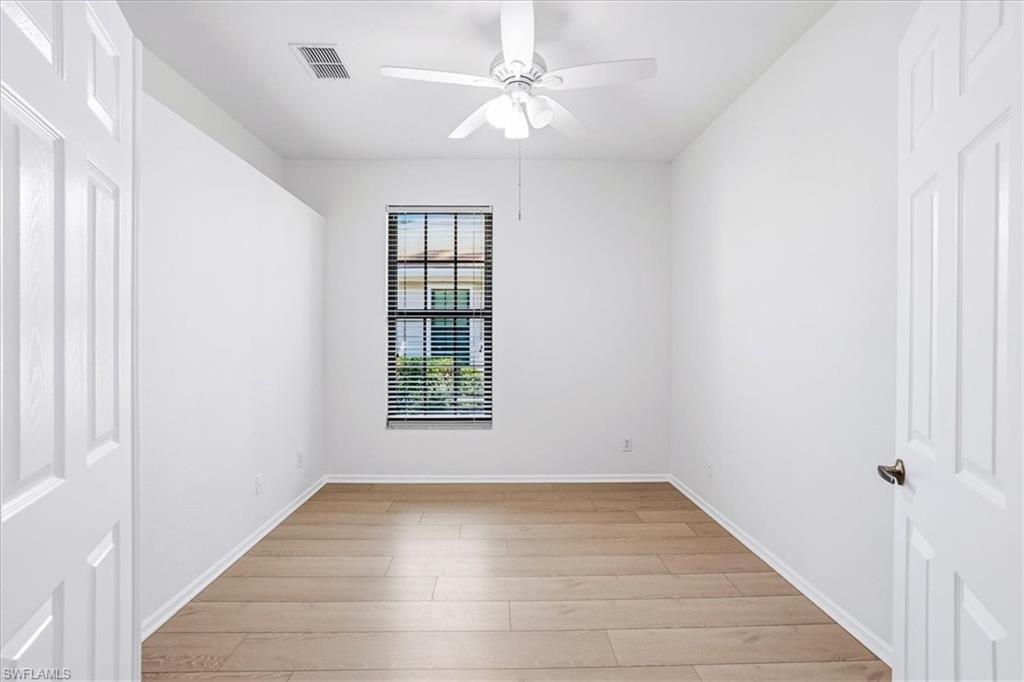 DEN / 3RD BEDROOM