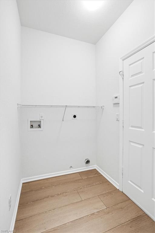 WASHER DRYER HOOK UP