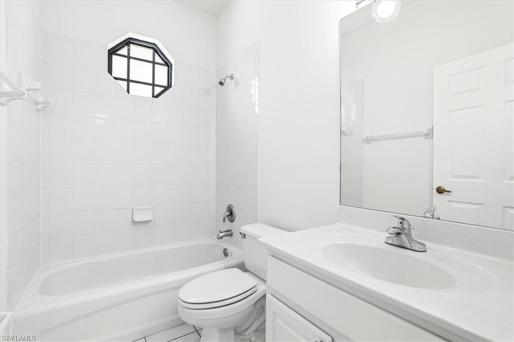FULL BATH WITH TUB