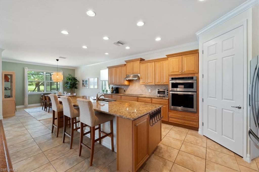 6140 Victory DR photo 10