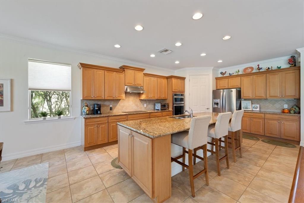 6140 Victory DR photo 11