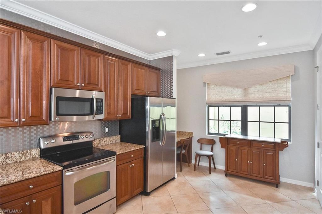 A double-window next to the kitchen desk area provides lots of southern light.