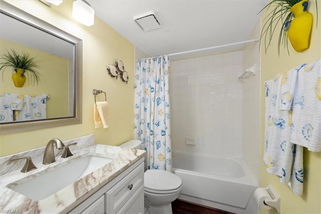 5805 Trailwinds DR 314 photo 23
