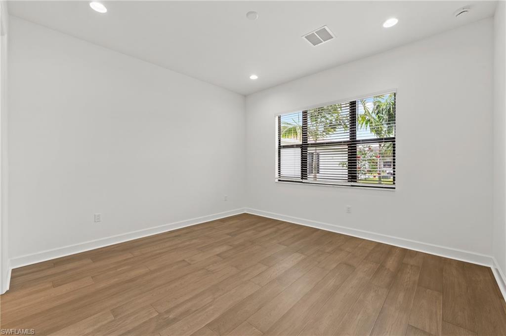 14313 Hogarth PL photo 19