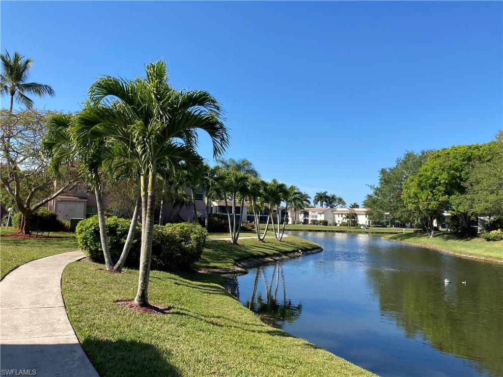 Enjoy your Leisurely Strolls through the community along the Walkways and Lakes. Maticulously Maintained Tropical Landscaping. Walk to the Community Marina, and enjoy Amazing Sunsets over the River.