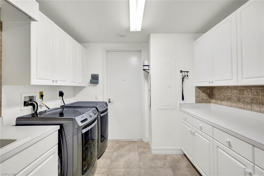 Huge Laundry Room with lots of Storage