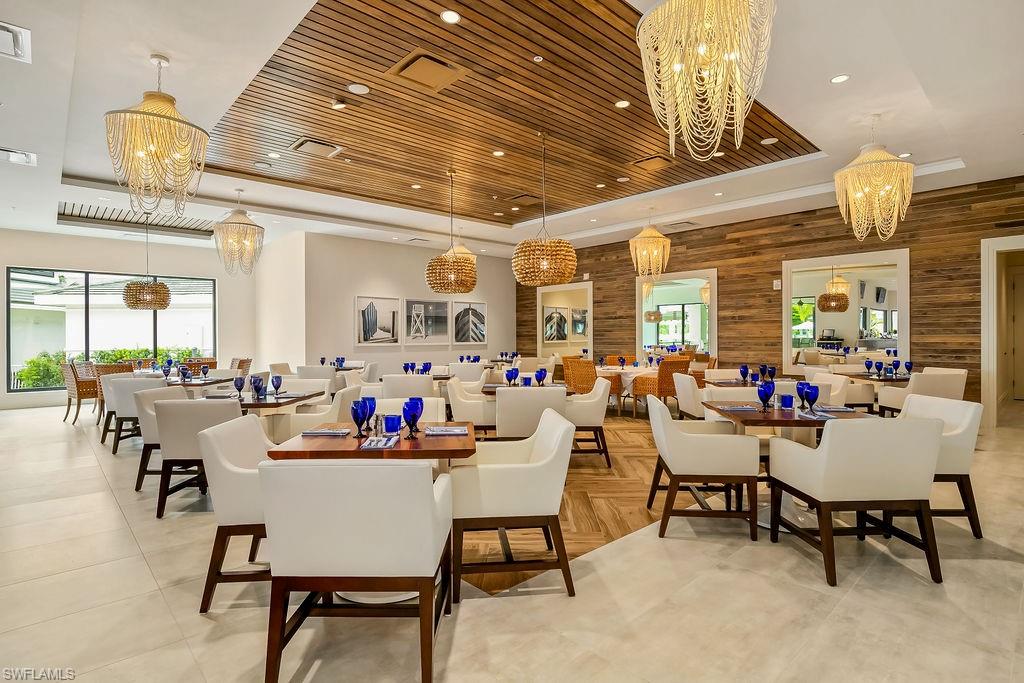 Fine Dining in the Royal Palm Room