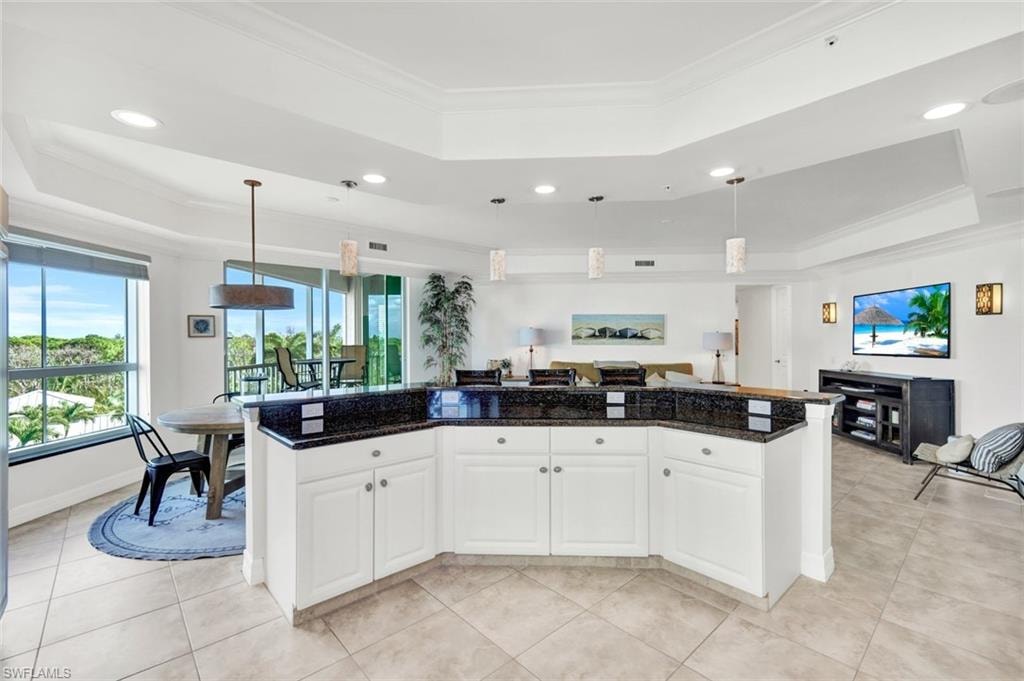 Kitchen & Family Room