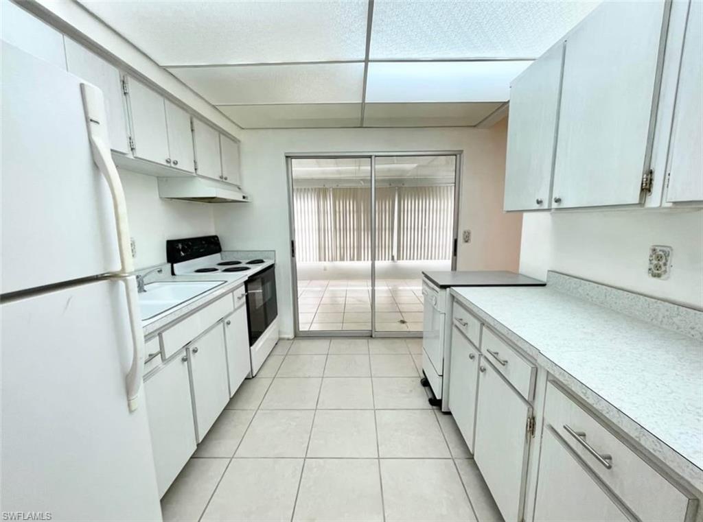 10 Temple CT photo 6
