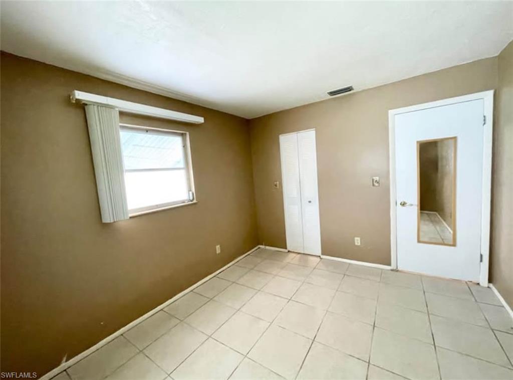 10 Temple CT photo 16