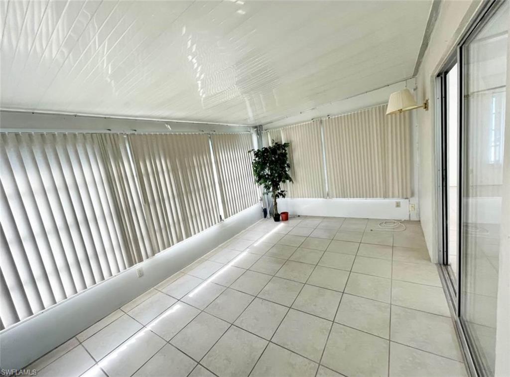 10 Temple CT photo 8