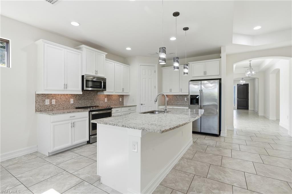 16329 Aberdeen WAY photo 9
